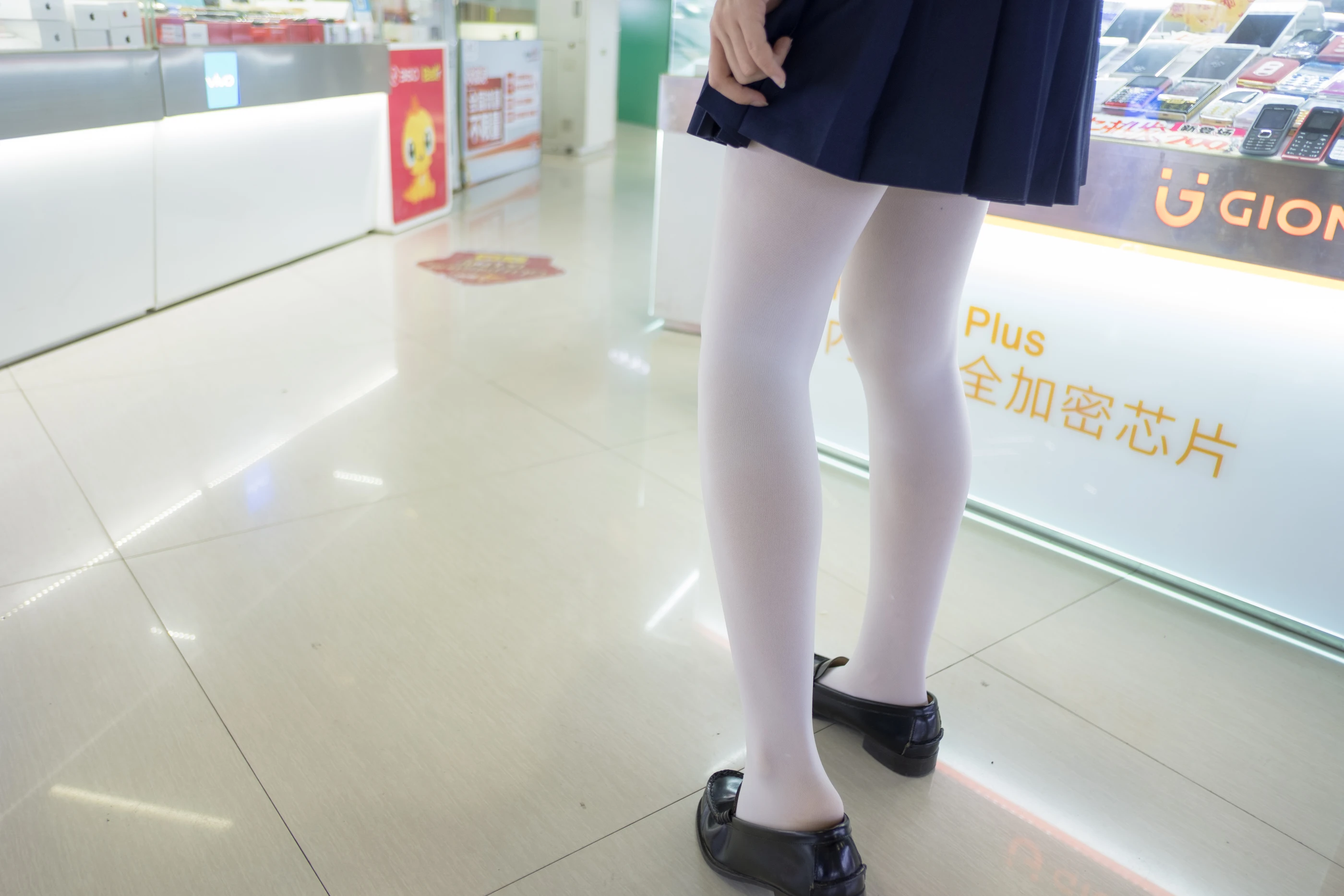森萝财团 [BETA-017] JK白丝美足 [83P]插图8
